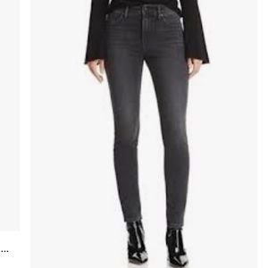 LEVI’S 721 high rise skinny jean 28
